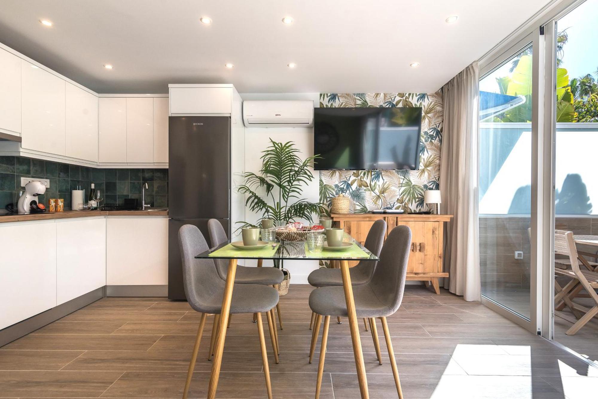 Apartament Home2book Stylish Tropical Terrace & Pool