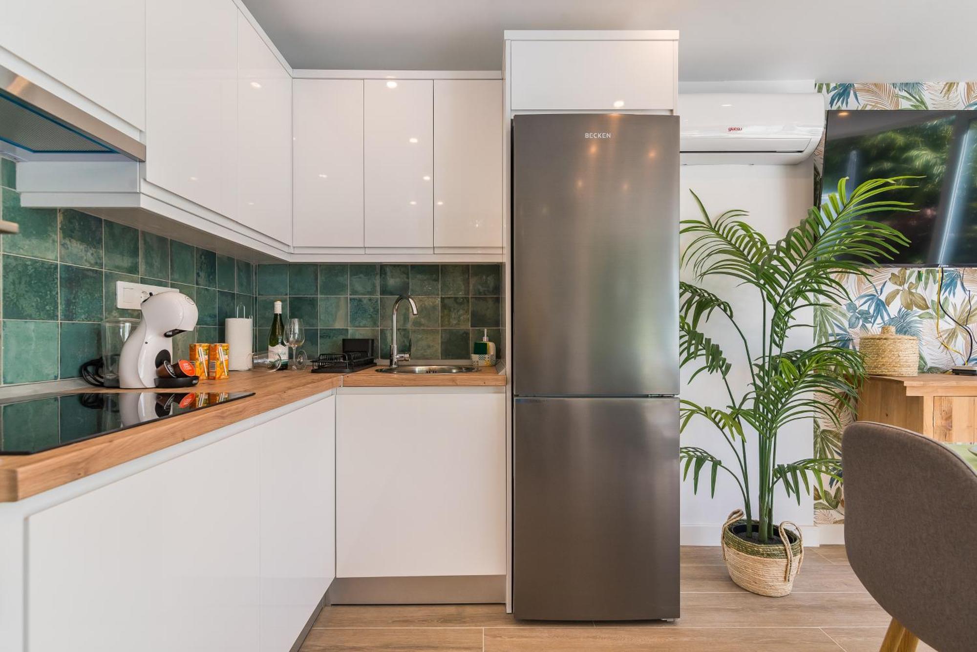 Home2book Stylish Tropical Terrace & Pool Apartament *